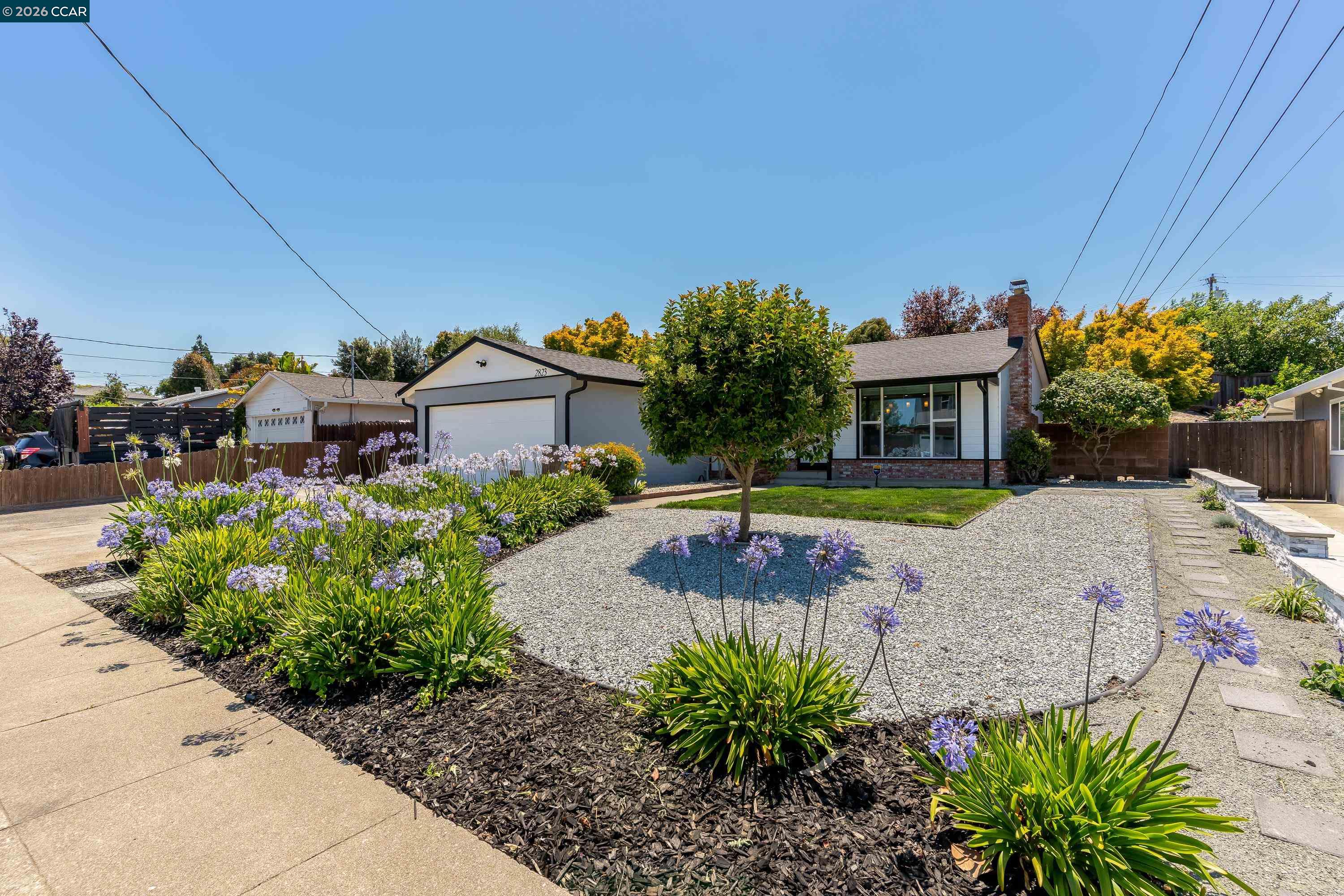 2823 Delmore Road San Pablo, CA 94806 - Photo 4 of 59