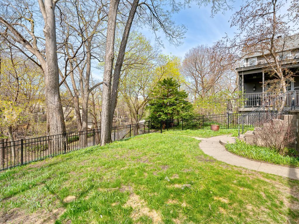 15 Crocus Place St. Paul, MN 55102 - Photo 32 of 38