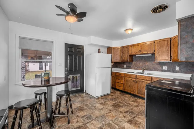 $350,000 | 2927 East Marshall Avenue, Spokane, WA 99207