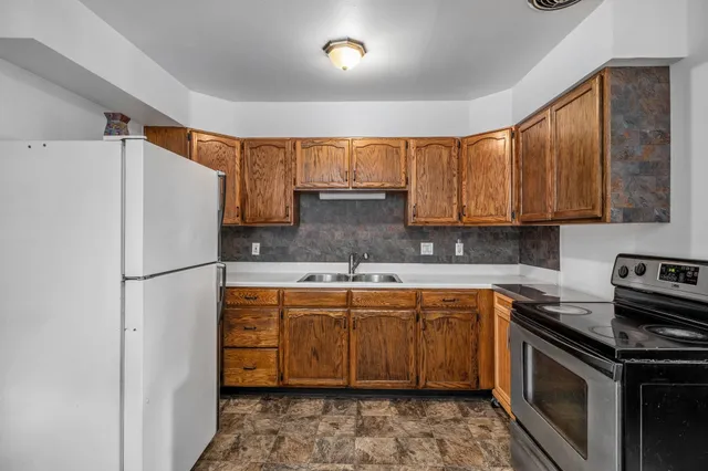 $350,000 | 2927 East Marshall Avenue, Spokane, WA 99207