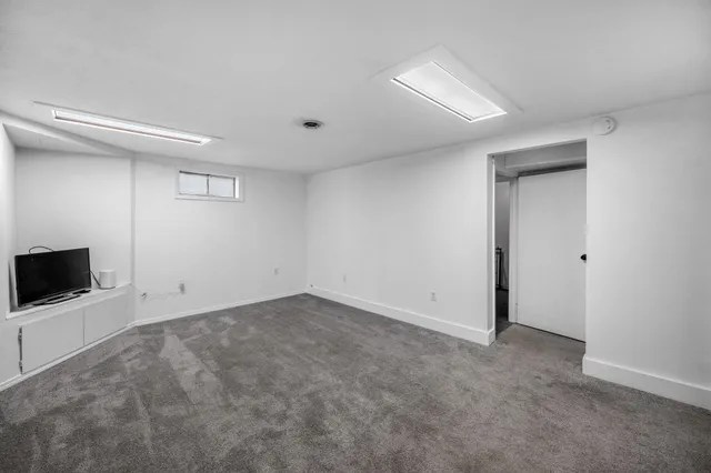 $350,000 | 2927 East Marshall Avenue, Spokane, WA 99207