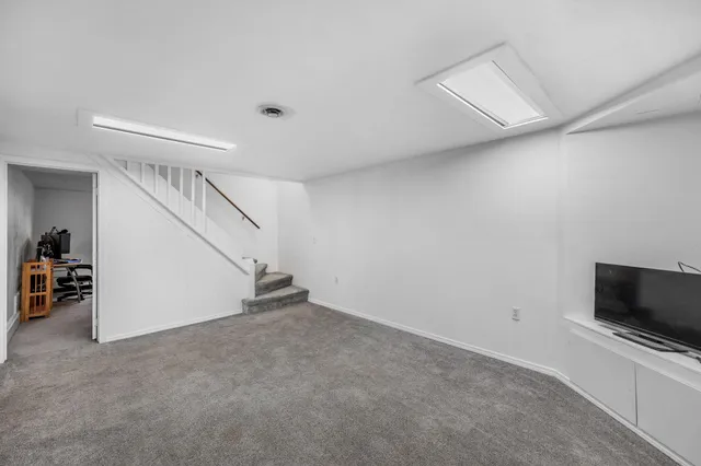 $350,000 | 2927 East Marshall Avenue, Spokane, WA 99207