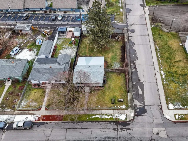 $350,000 | 2927 East Marshall Avenue, Spokane, WA 99207