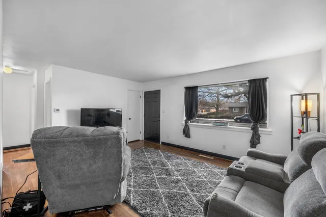 $350,000 | 2927 East Marshall Avenue, Spokane, WA 99207