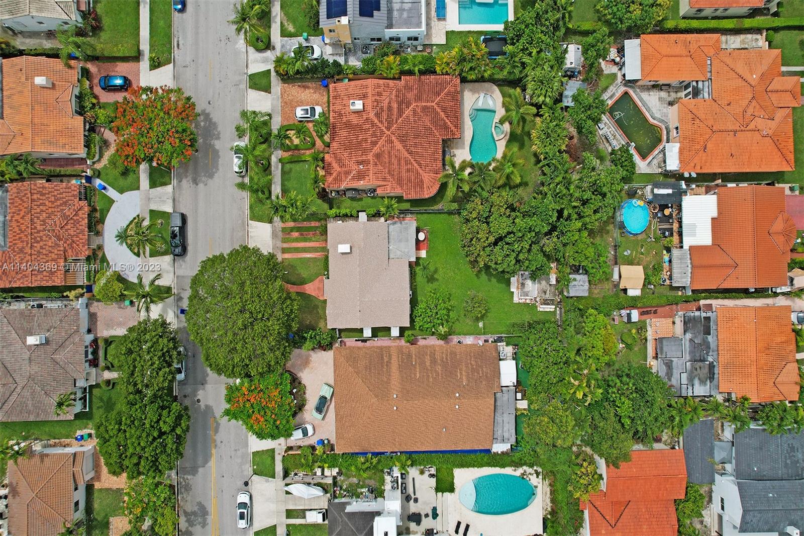 515 Southwest 26th Road Miami, FL 33129 - Photo 19 of 26