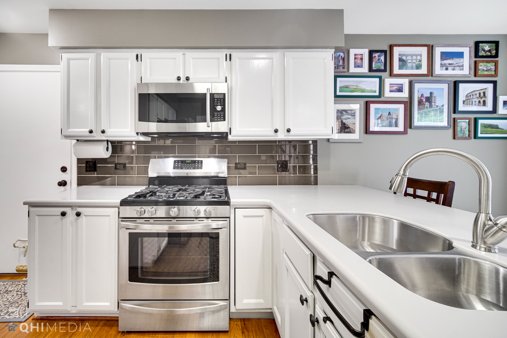 1063 Stillwater Road, Unit 1063 Elgin, IL 60120 - Photo 12 of 32