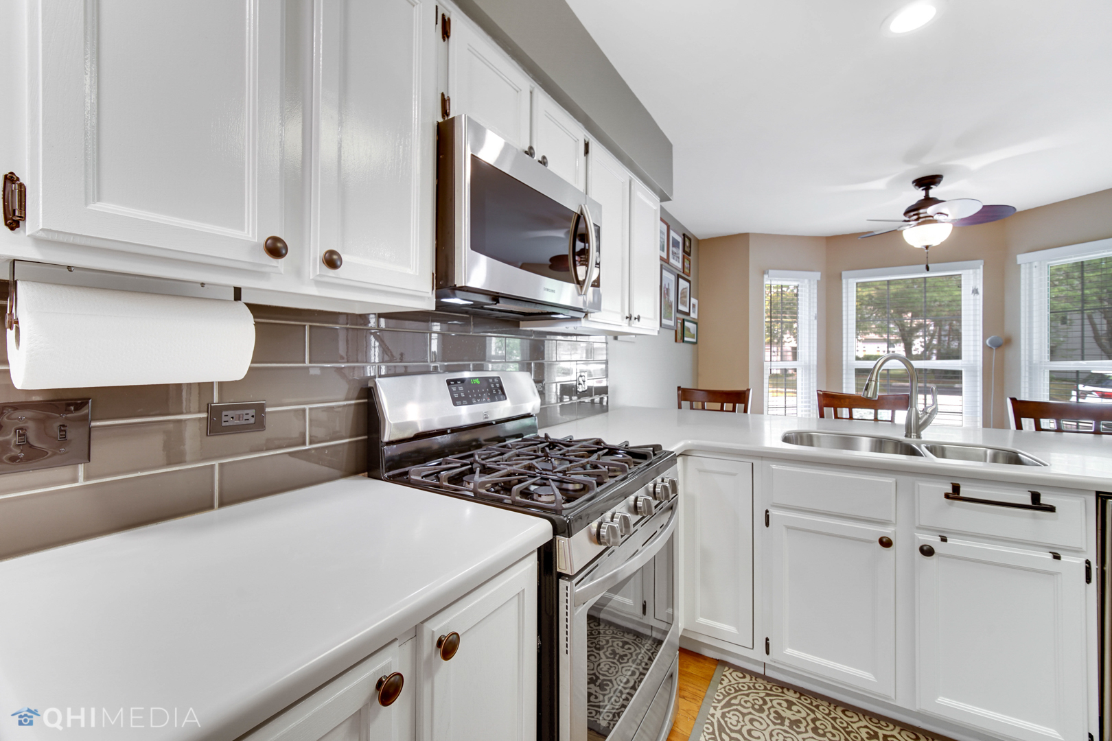 1063 Stillwater Road, Unit 1063 Elgin, IL 60120 - Photo 13 of 32