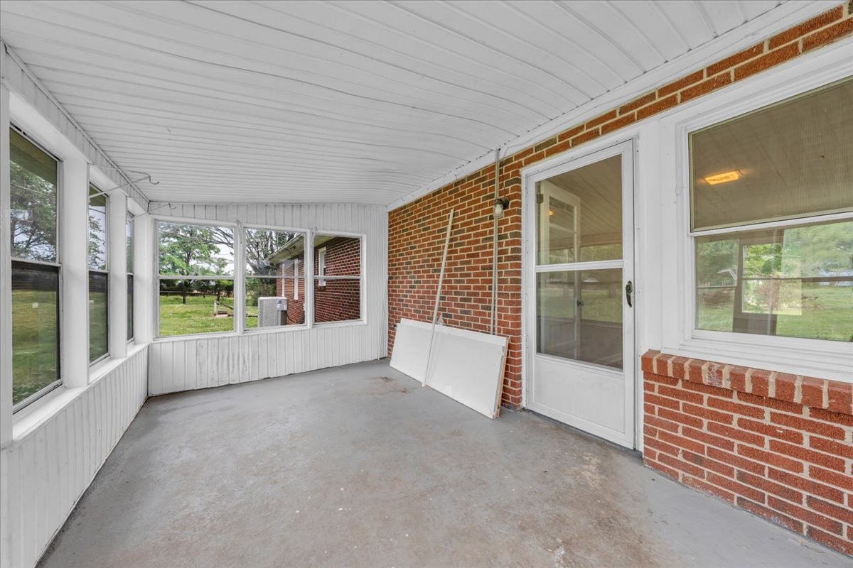30 J D Ring Road Hillsboro, TN 37342 - Photo 21 of 39
