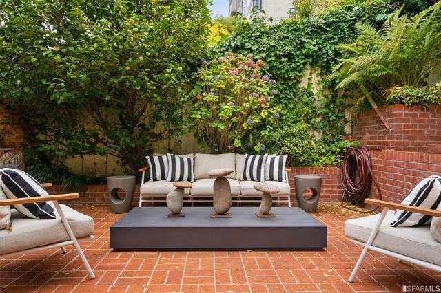 $5,200,000 | 2053 Vallejo Street, San Francisco, CA 94123