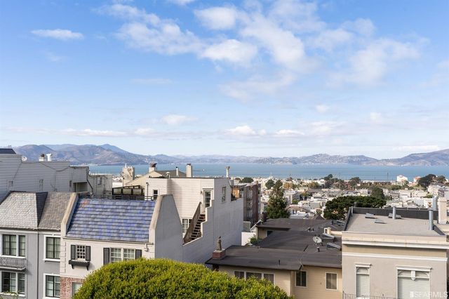 $5,200,000 | 2053 Vallejo Street, San Francisco, CA 94123