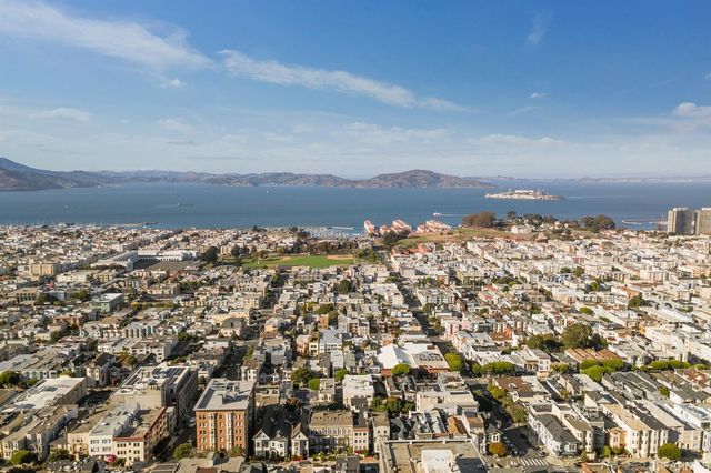 $5,200,000 | 2053 Vallejo Street, San Francisco, CA 94123