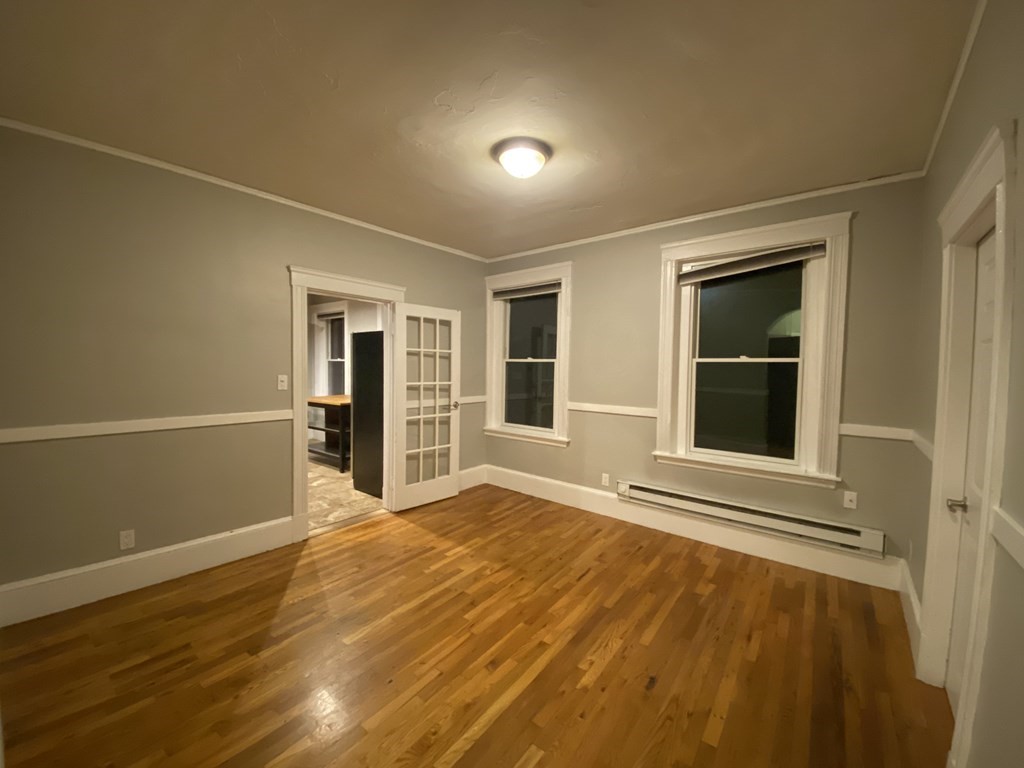 422 Hanover Street, Unit 4 Boston, MA 02113 - Photo 3 of 12