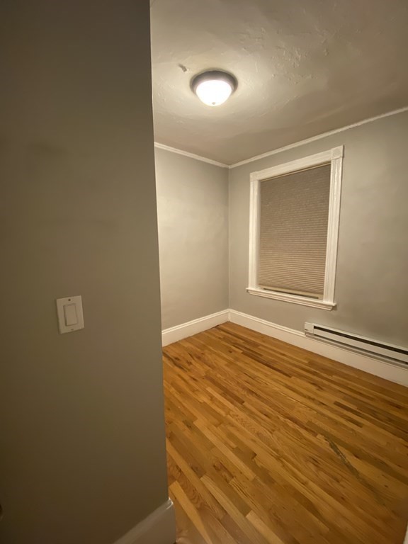 422 Hanover Street, Unit 4 Boston, MA 02113 - Photo 9 of 12