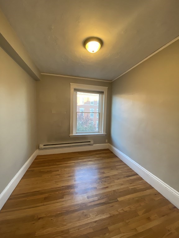 422 Hanover Street, Unit 4 Boston, MA 02113 - Photo 10 of 12
