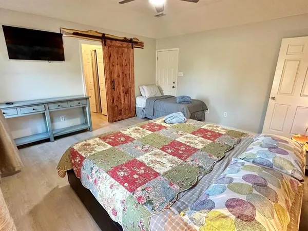 $2,900 | 45 County Road 4857, Mount Pleasant, TX 75455