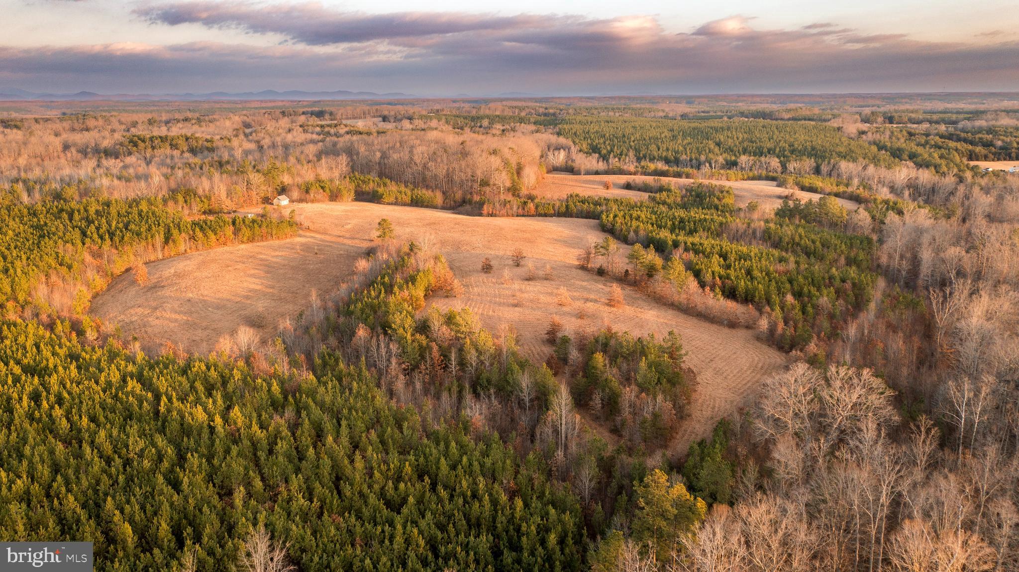 0 Grandview Lane Buckingham, VA 23921 - Photo 10 of 51 a view of city and ocean