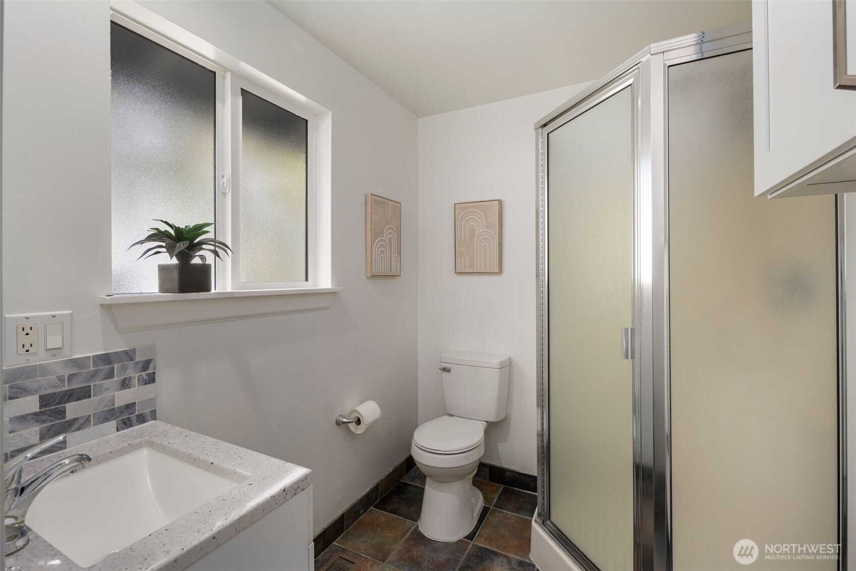 3324 Northeast 17th Place Renton, WA 98056 - Photo 15 of 28