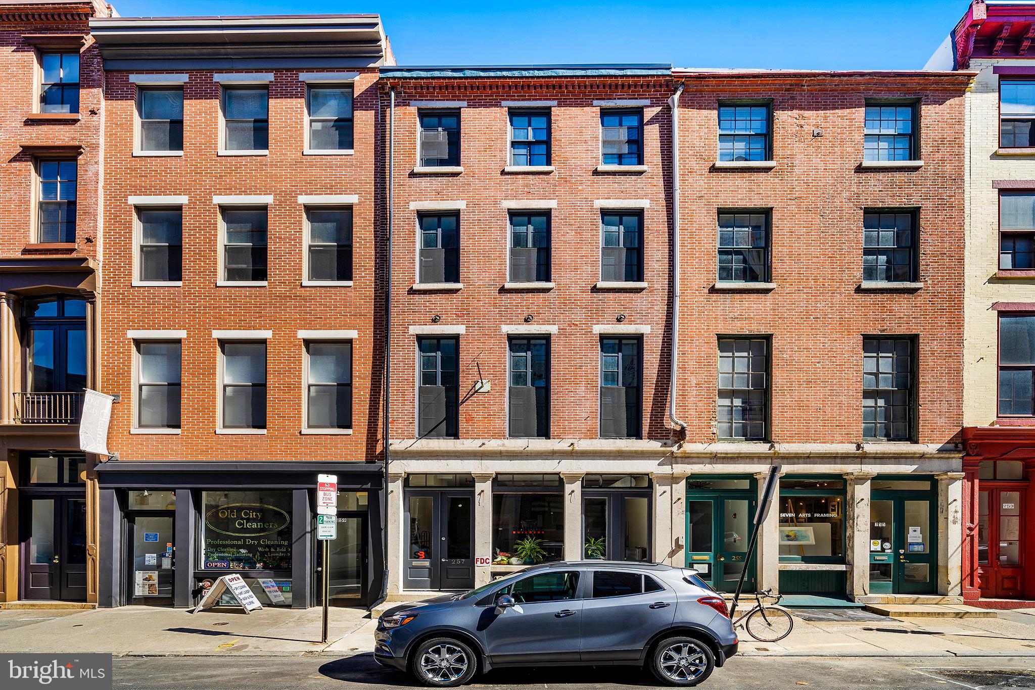 257 North 3rd Street, Unit 1 Philadelphia, PA 19106 - Photo 16 of 17