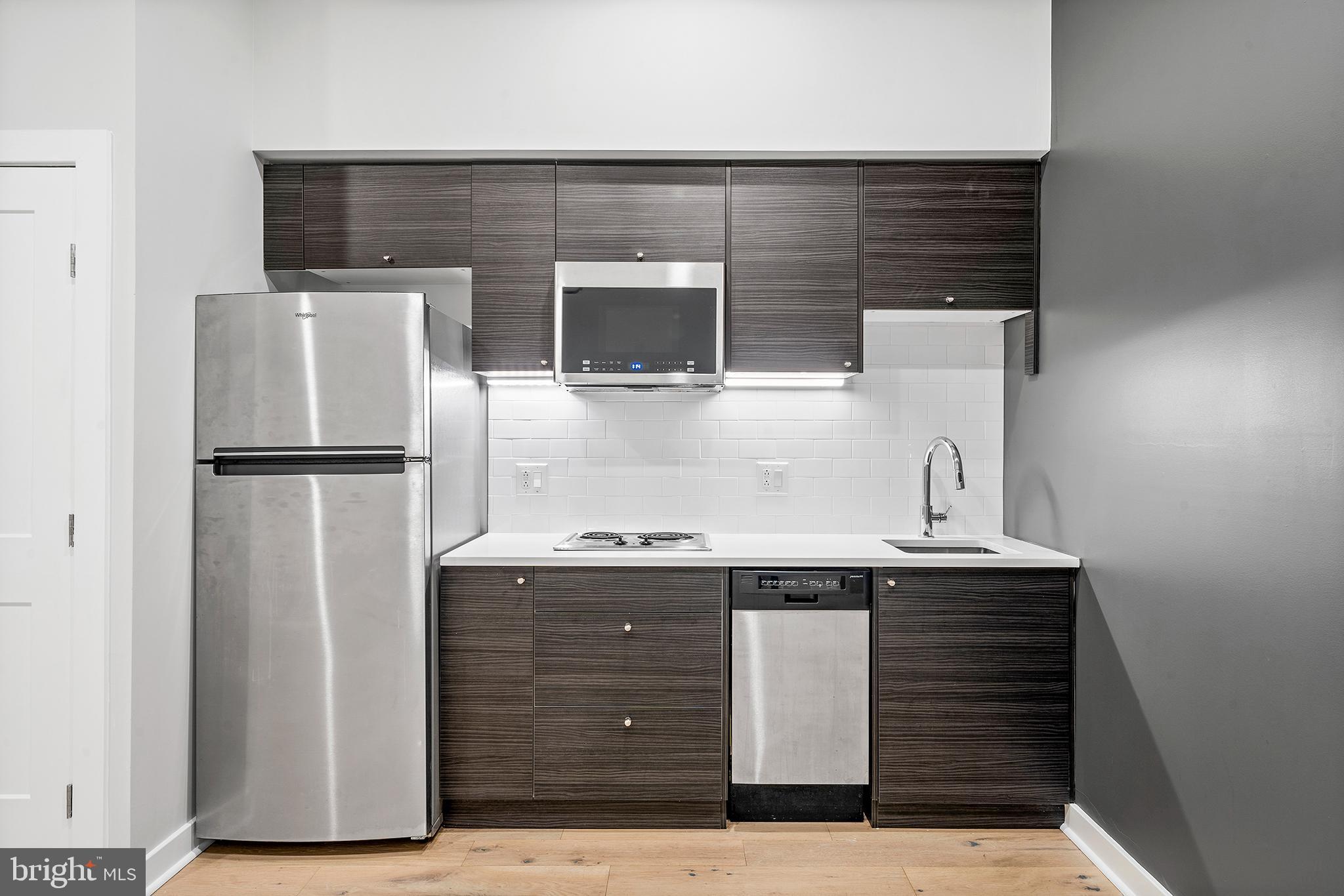 257 North 3rd Street, Unit 1 Philadelphia, PA 19106 - Photo 5 of 17