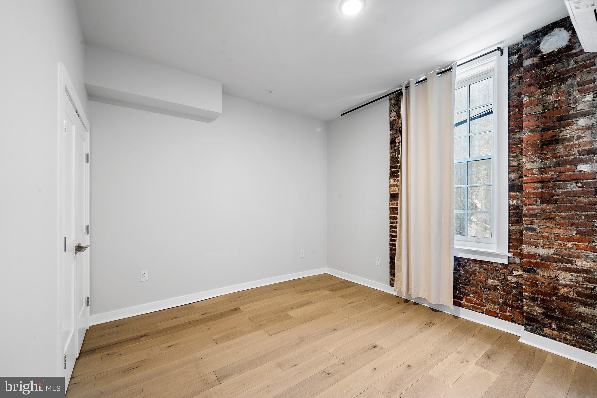 257 North 3rd Street, Unit 1 Philadelphia, PA 19106 - Photo 10 of 17