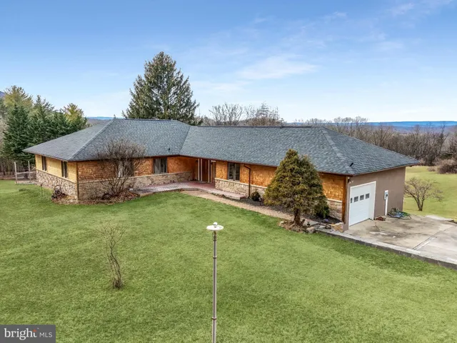 $424,995 | 9 Schoolhouse Way, Hedgesville, WV 25427