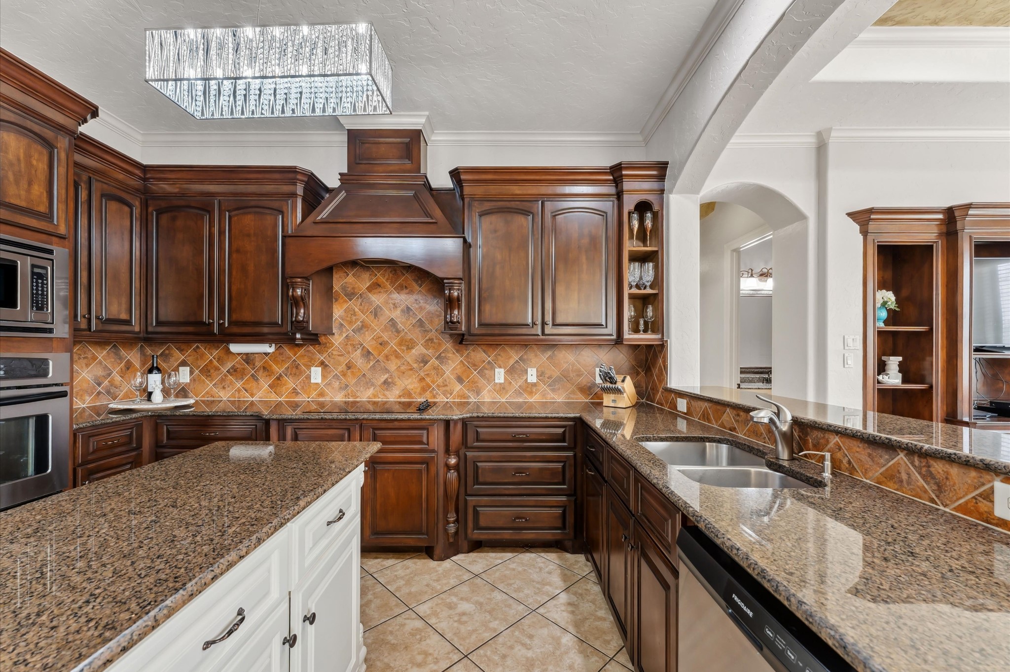 18316 Wisp Willow Way Porter, TX 77365 - Photo 14 of 32 Bright kitchen with island and ample storage.