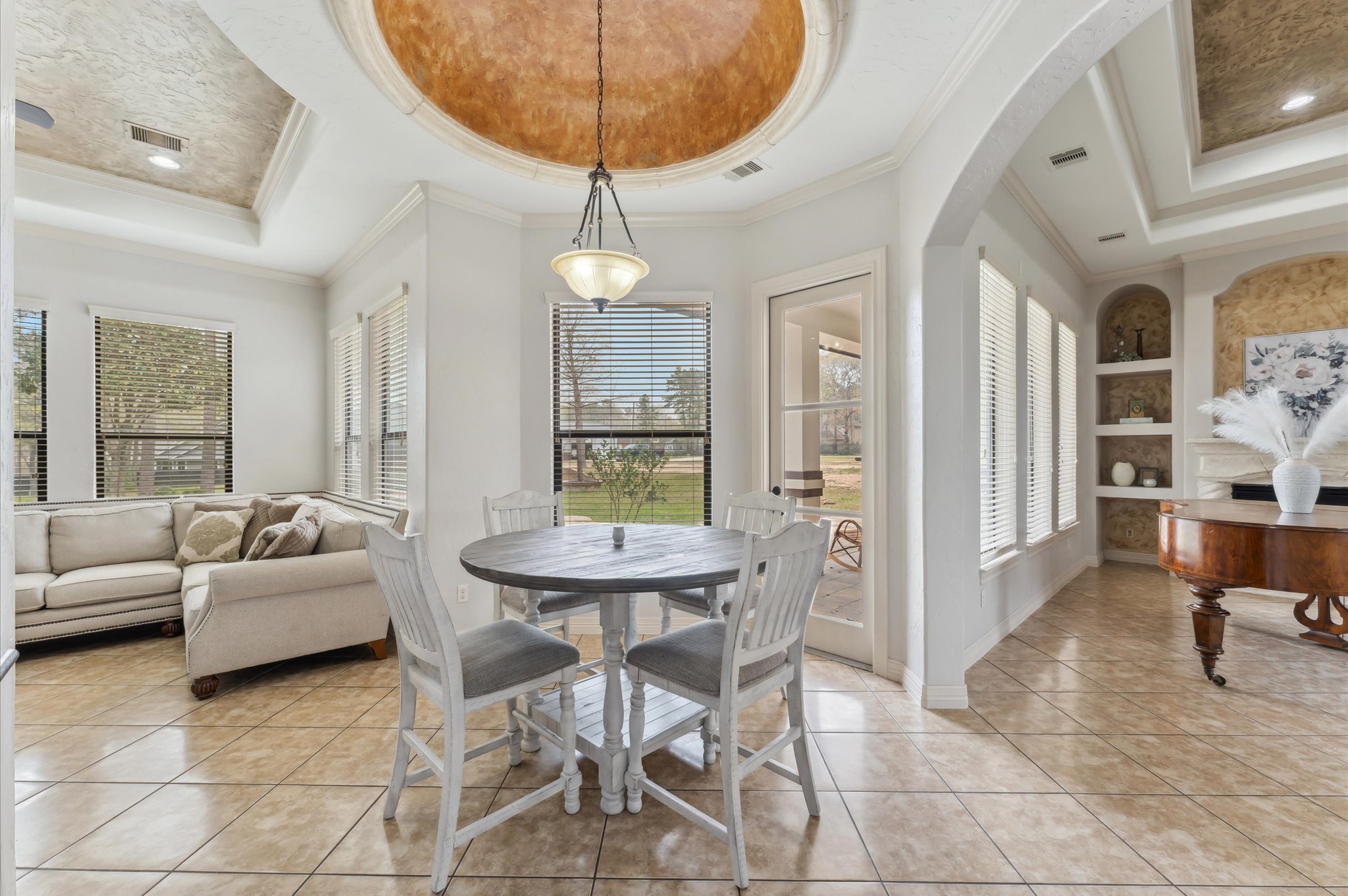 18316 Wisp Willow Way Porter, TX 77365 - Photo 16 of 32 Cozy breakfast nook overlooking the backyard.