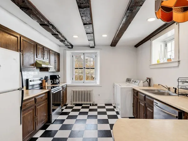$385,000 | 115 Main Street, Vergennes, VT 05491