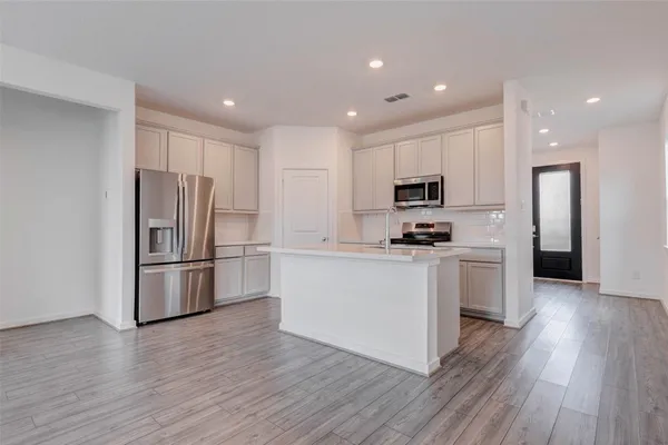$2,500 | 22135 Ingham Blf Lane, Cypress, TX 77433
