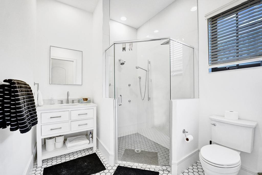2340 Northeast 47th Street Lighthouse Point, FL 33064 - Photo 43 of 100 Photo 43