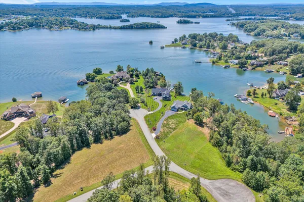 $99,900 | Lot 38 Harbour Crossing Drive, Moneta, VA 24121