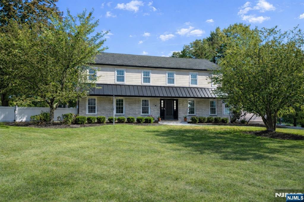 3 Osborne Court Mahwah, NJ 07430 - Photo 1 of 12
