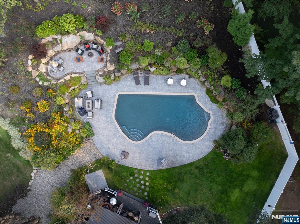 3 Osborne Court Mahwah, NJ 07430 - Photo 11 of 12