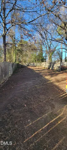 $1,250 | 405 Edward Street, Durham, NC 27701