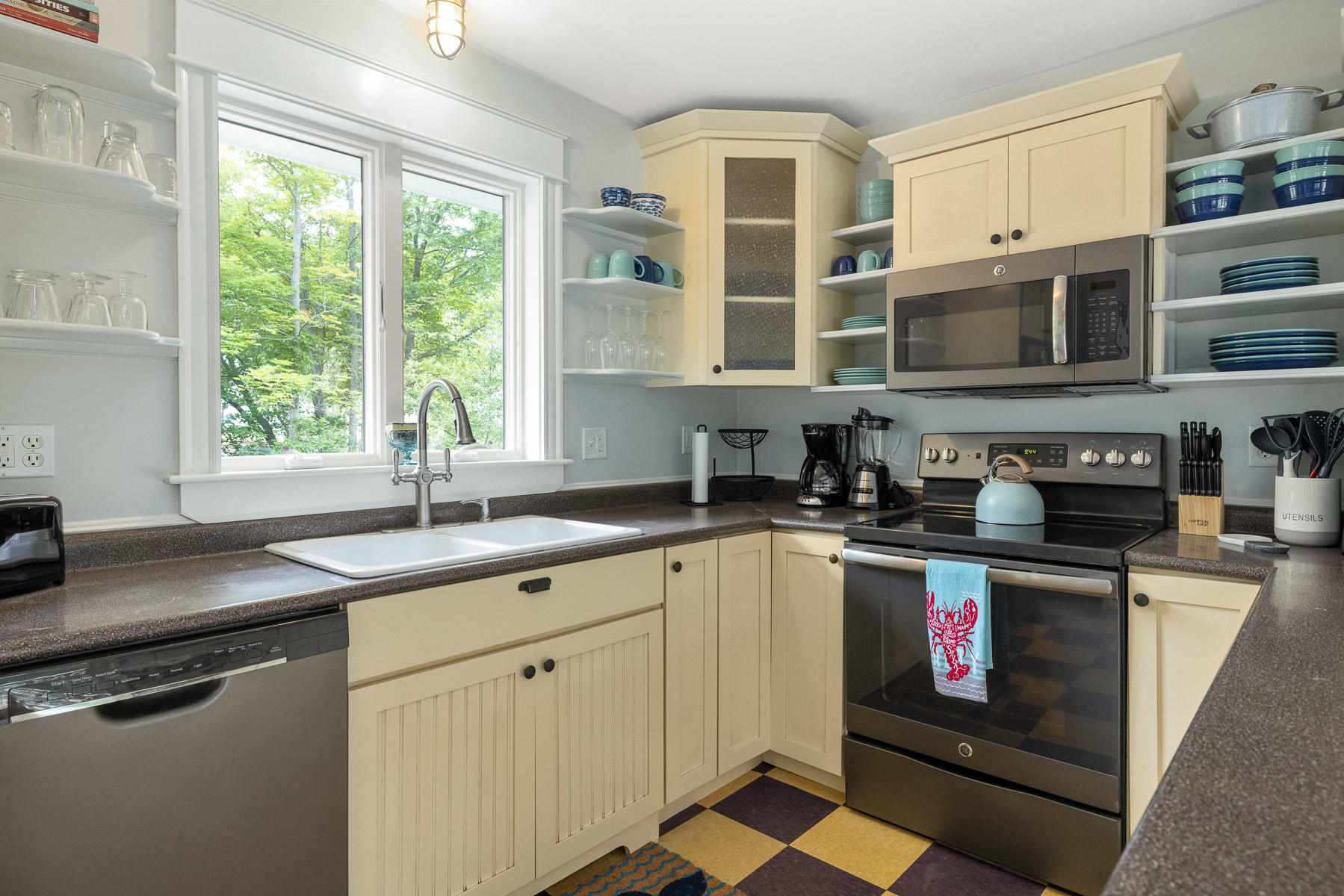 401 Clay Hill Road Cape Neddick, ME 03902 - Photo 14 of 52 seacoastrephoto-2