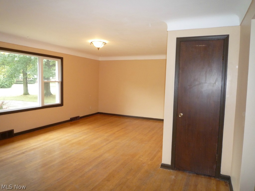 480 Harris Road Cleveland, OH 44143 - Photo 14 of 20 Gallery Image 14