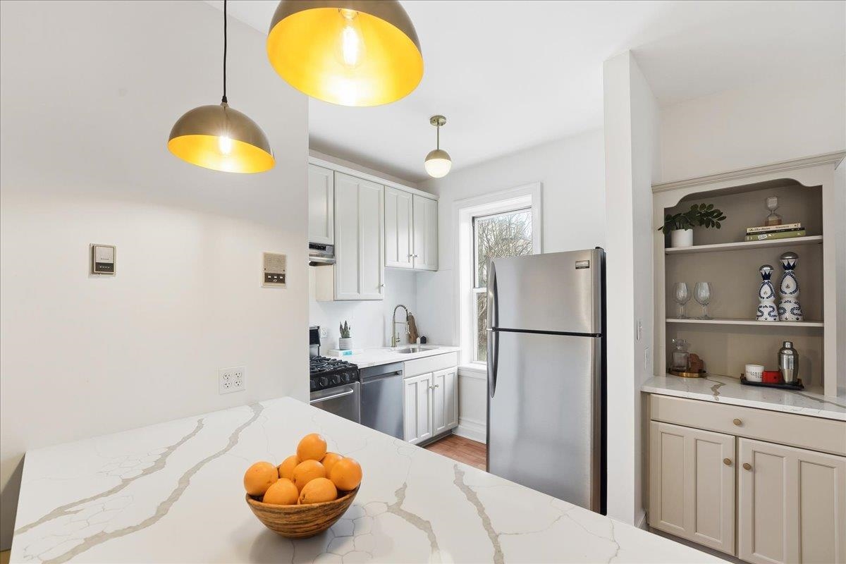 831 Clinton Street, Unit 9 Hoboken, NJ 07030 - Photo 5 of 20