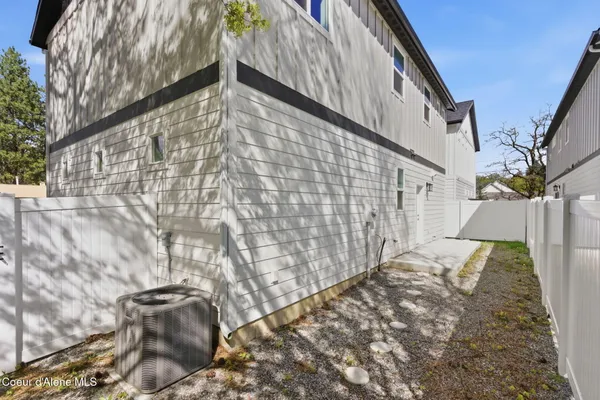 $439,000 | 108 East 10th Avenue, Post Falls, ID 83854