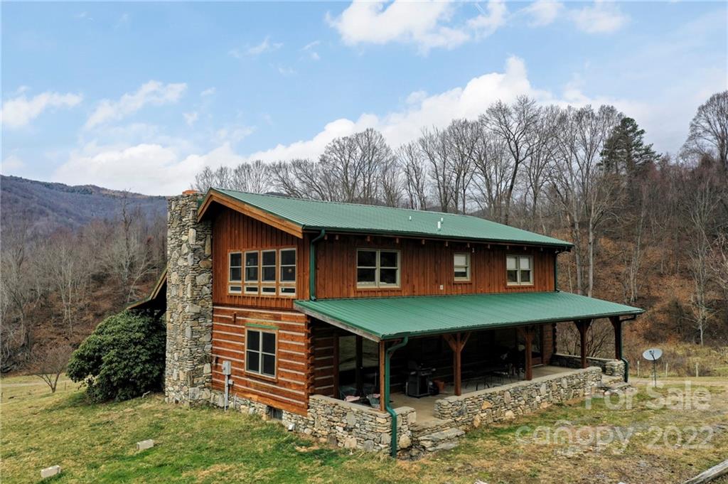 624 James Chapel Road Clyde, NC 28721 - Photo 4 of 46