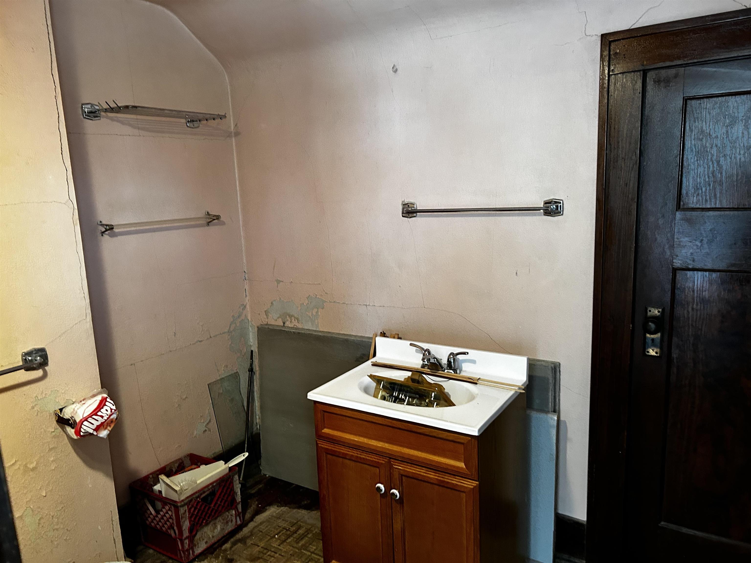 106 3rd Avenue Forreston, IL 61030 - Photo 11 of 18 a utility room with dryer and washer