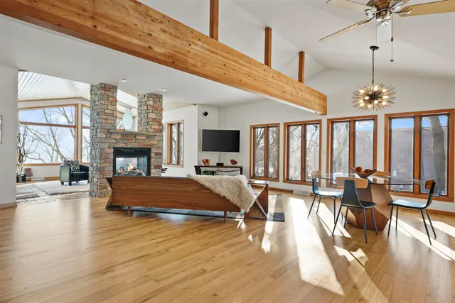 $795,500 | 5018 Sunrise Ridge Trail, Middleton, WI 53562