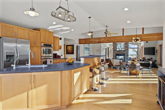 $795,500 | 5018 Sunrise Ridge Trail, Middleton, WI 53562