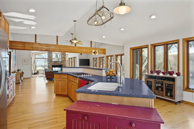 $795,500 | 5018 Sunrise Ridge Trail, Middleton, WI 53562