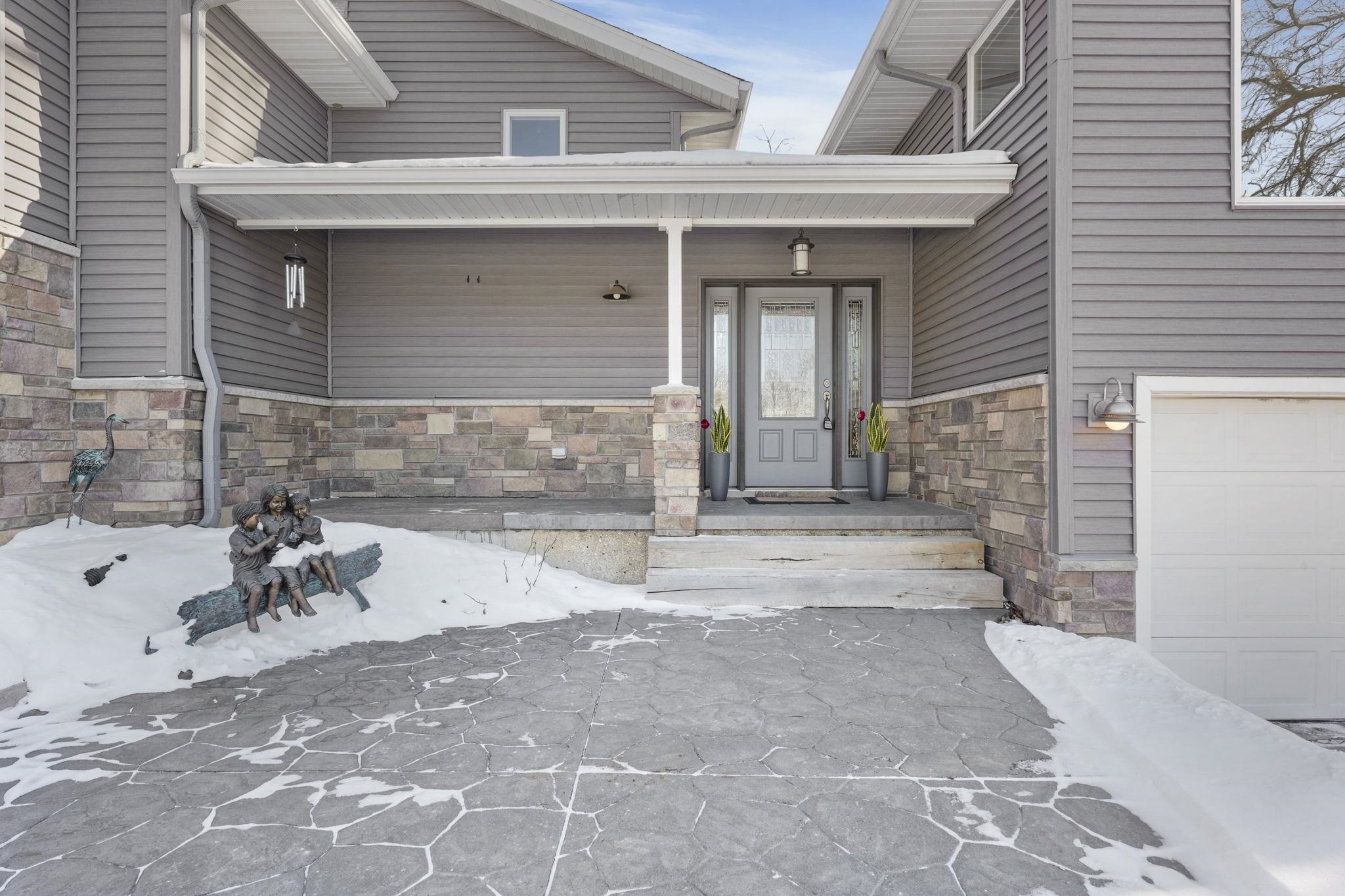 5018 Sunrise Ridge Trail Middleton, WI 53562 - Photo 4 of 61