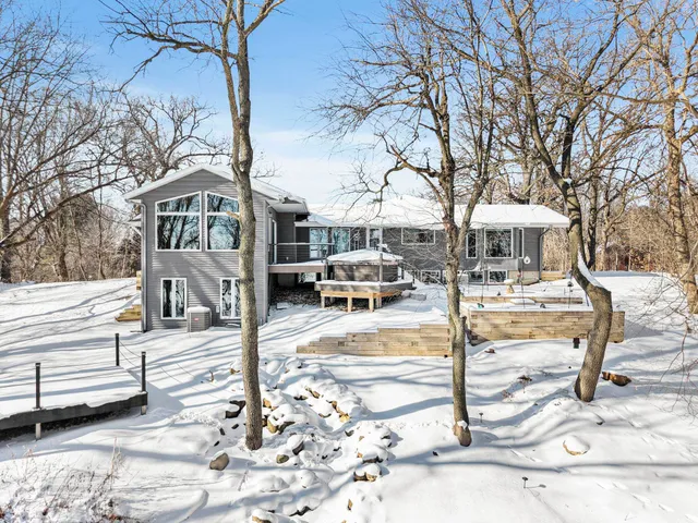 $795,500 | 5018 Sunrise Ridge Trail, Middleton, WI 53562