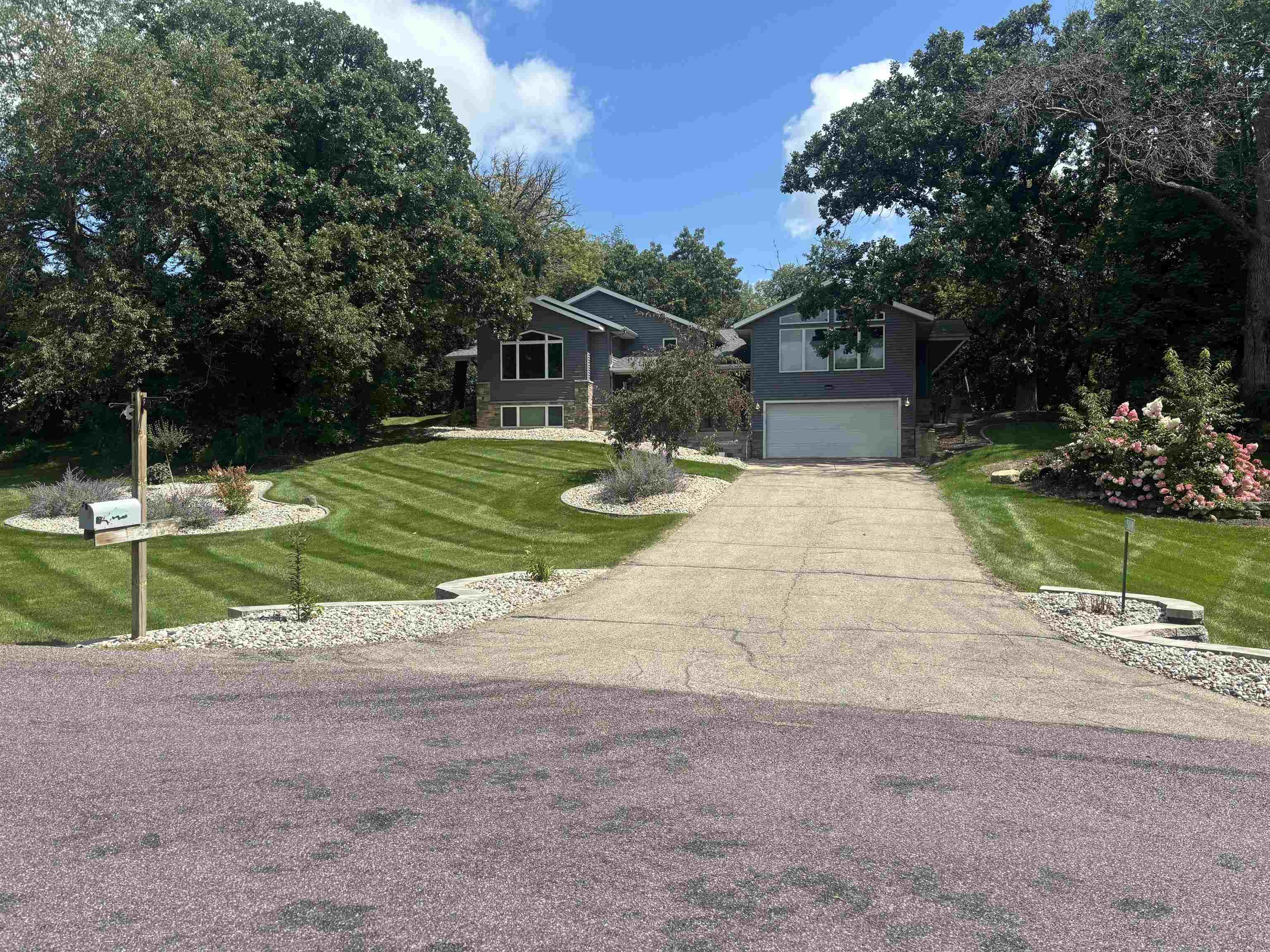 5018 Sunrise Ridge Trail Middleton, WI 53562 - Photo 7 of 61