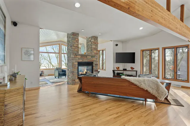 $795,500 | 5018 Sunrise Ridge Trail, Middleton, WI 53562