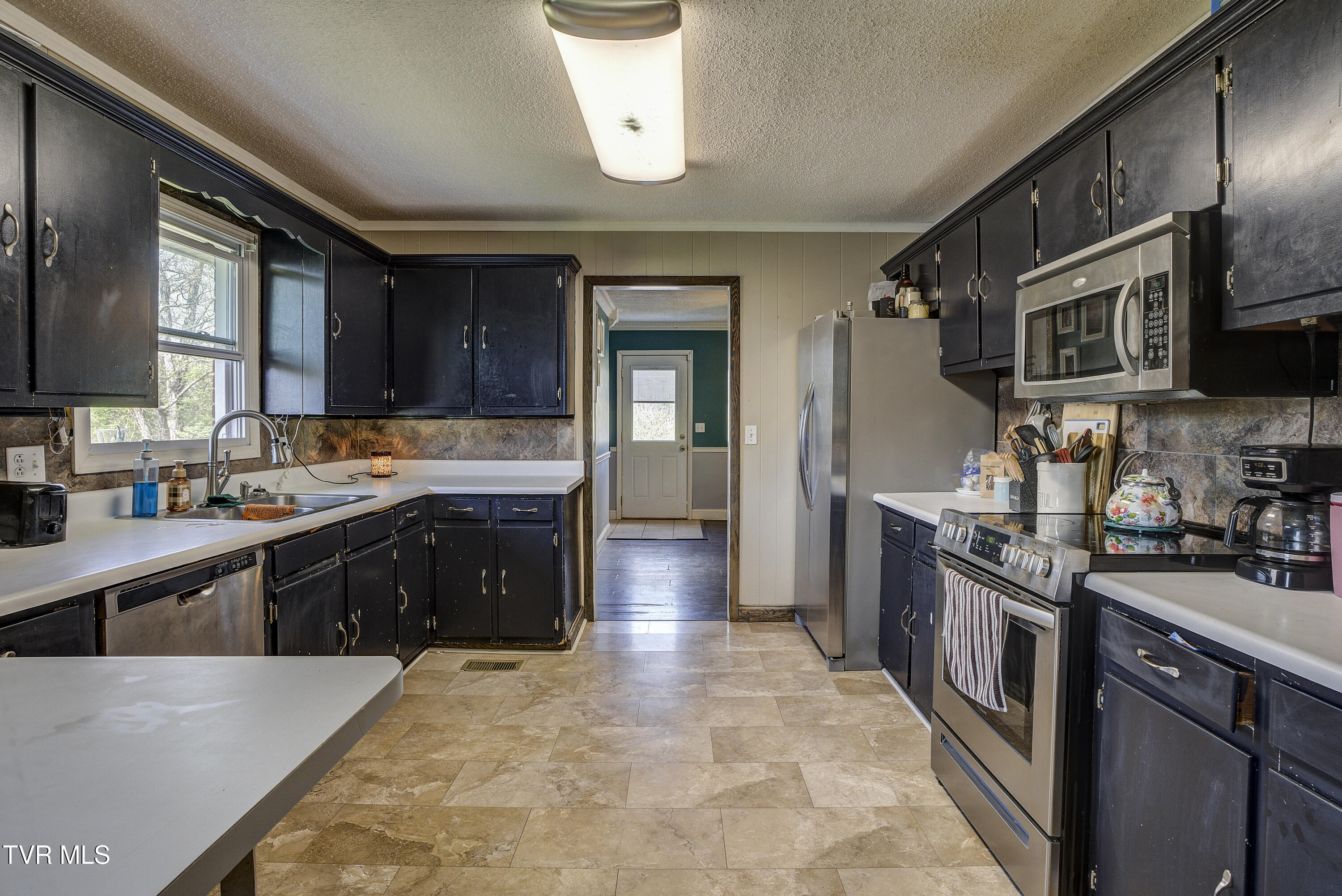 2686 Siam Road Elizabethton, TN 37643 - Photo 11 of 63 Siam-8