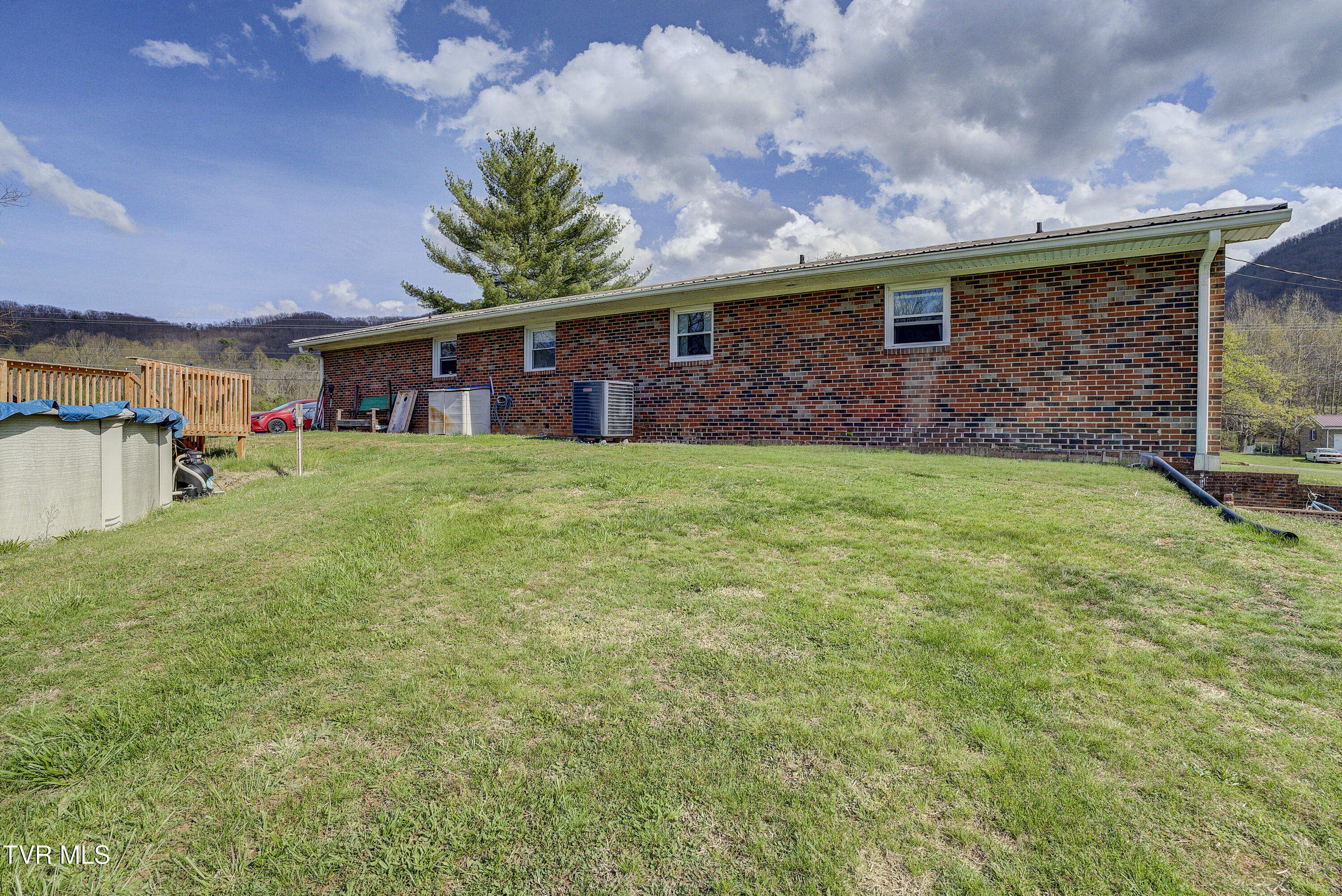 2686 Siam Road Elizabethton, TN 37643 - Photo 46 of 63 Siam-43