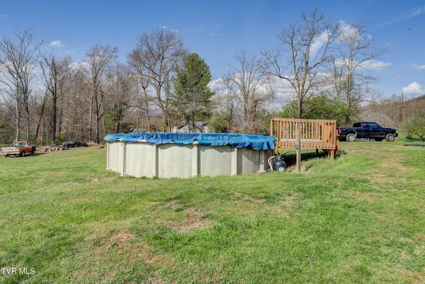 $389,900 | 2686 Siam Road, Elizabethton, TN 37643